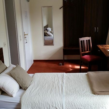 Linde Restaurant & Hotel Nussloch Экстерьер фото